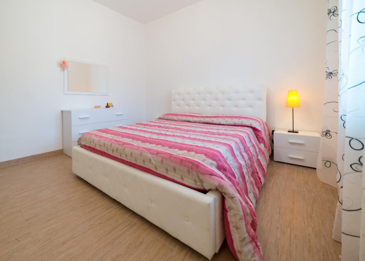 Appartement Casa Grazia à Santa Teresa Di Riva Extérieur photo